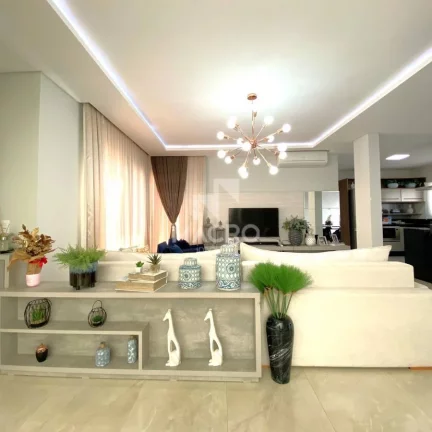 Imagem Casa | Amizade (Lot. Versalhes II) | 4 quartos (2 suítes) | 327m²