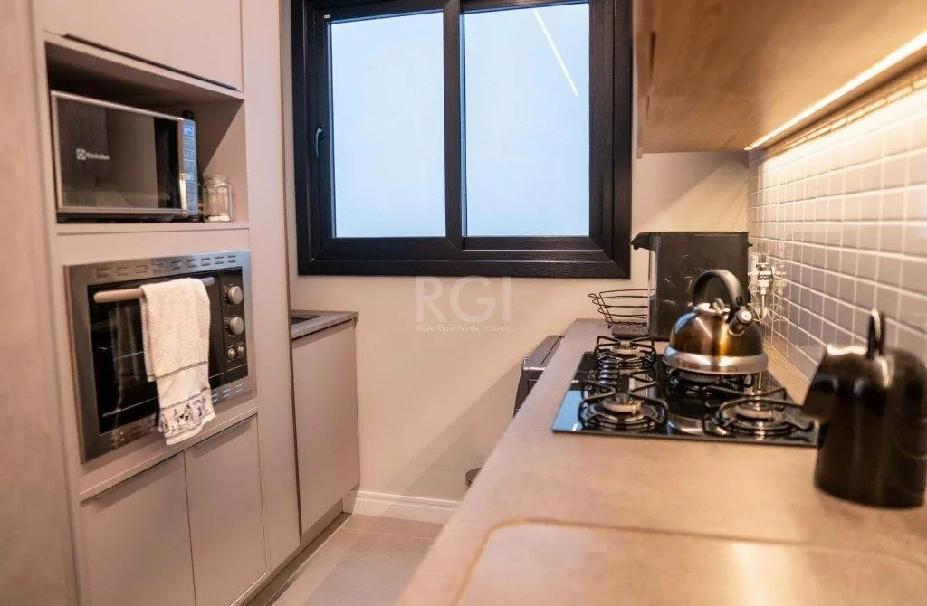 Imagem Apartamento para Venda - 81.57m², 2 dormitórios, sendo 1 suites, 2 vagas - Centro