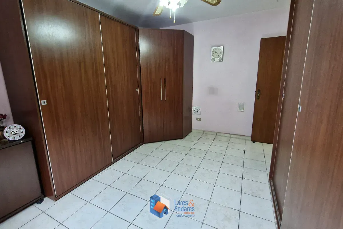Imagem Sobrado para venda em Vila Mazzei com 3 quartos, sendo 1 suíte, 250m²