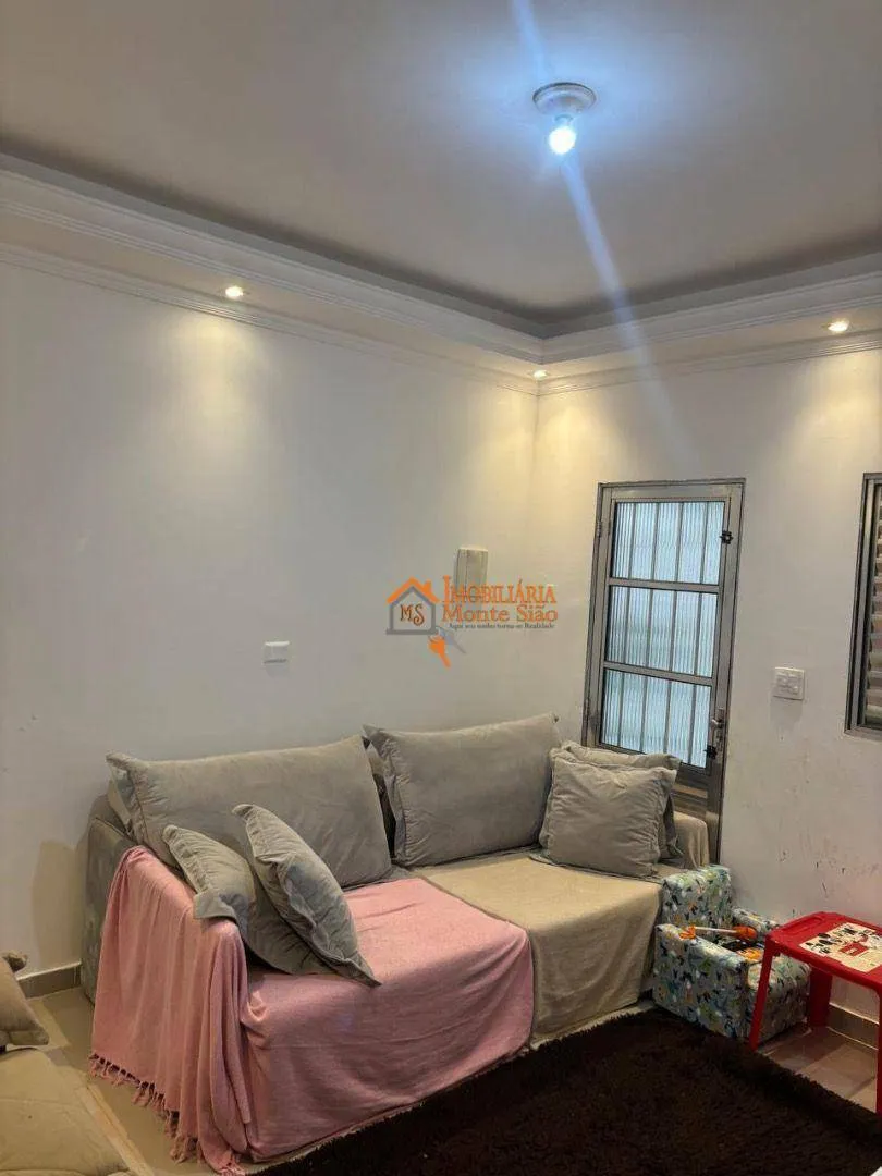 Imagem Sobrado com 4 dormitórios à venda, 166 m² por R$ 650.000,00 - Cidade Soberana - Guarulhos/SP