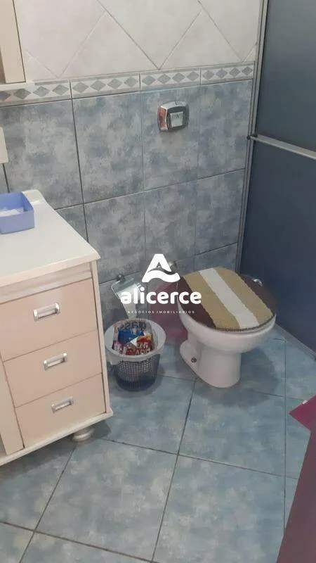 Imagem Casa à venda com 6 quartos 2 suítes, 250m² em Praia Comprida São José