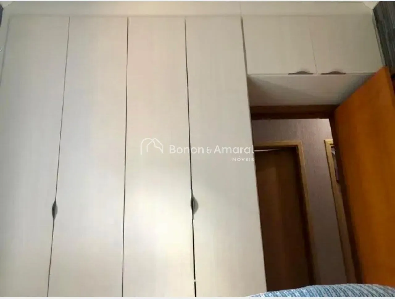 Imagem Casa térrea em Condomínio fechado