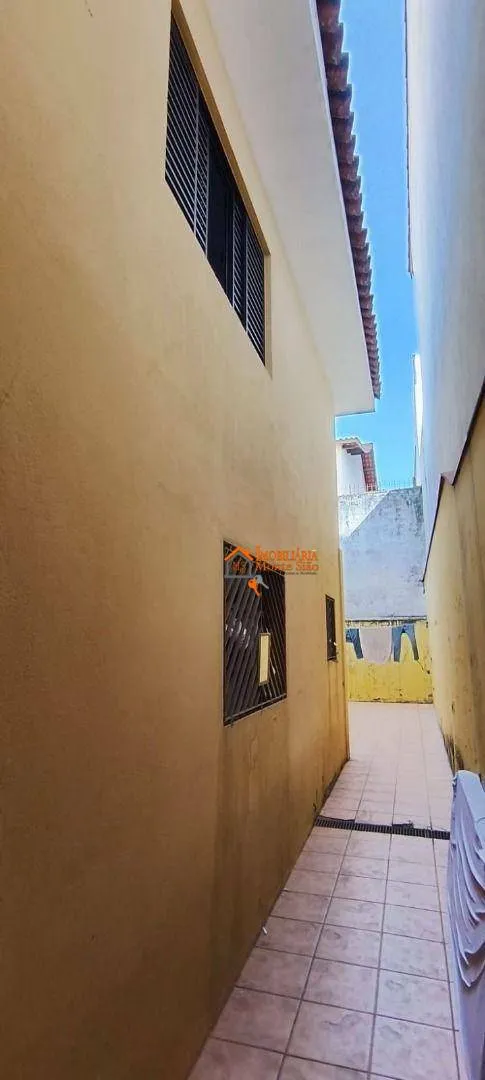 Imagem Sobrado com 3 dormitórios à venda, 140 m² por R$ 680.000,00 - Jardim Santa Clara - Guarulhos/SP