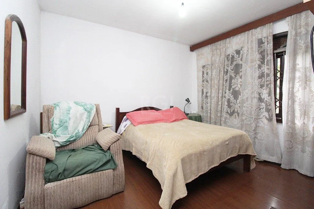 Imagem Casa para Venda - 406.36m², 6 dormitórios, sendo 6 suites, 2 vagas - Chácara das Pedras