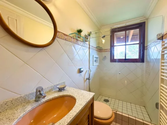 Imagem Casa de Condomínio em Campos do Jordão