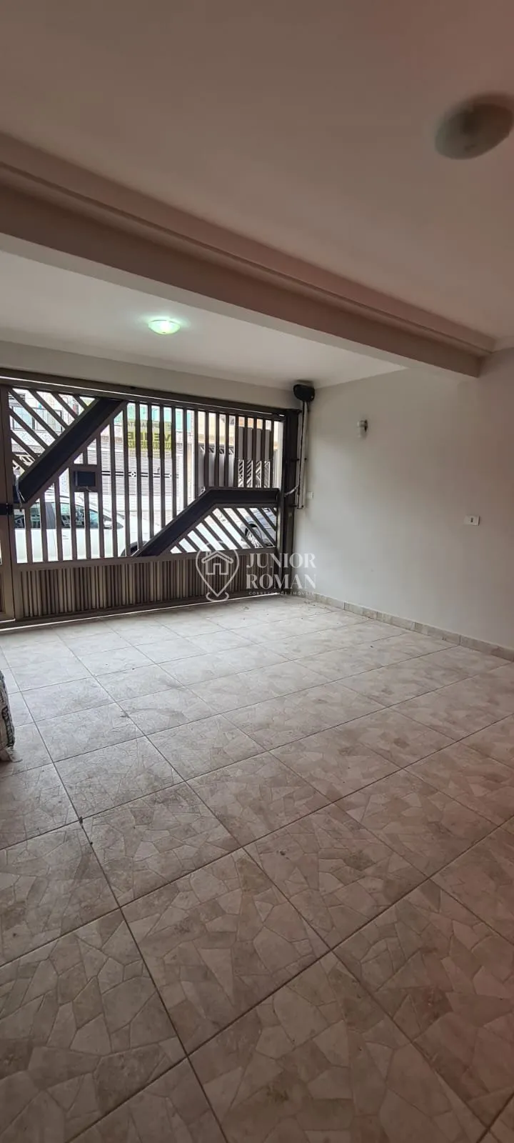Imagem SOBRADO 3 DORM l SUITE COM VARANDA l ÁREA GOURMET - PQ. SELETA - SBC