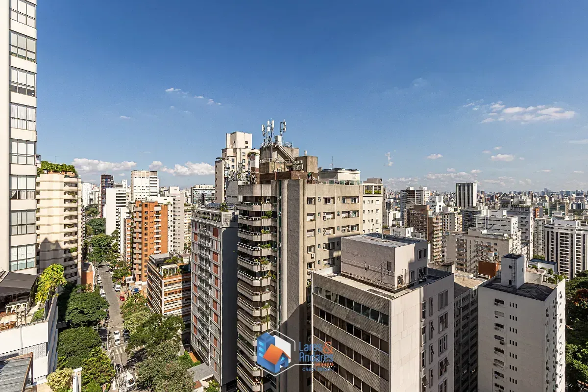 Imagem Cobertura para venda em Jardim Paulista com 3 quartos, sendo 1 suíte, 277m²