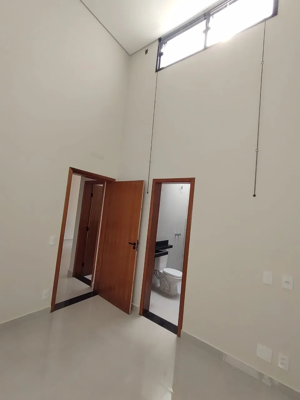 Imagem Oportunidade: Encantadora Casa à Venda no Condomínio Residencial Terras de São Francisco