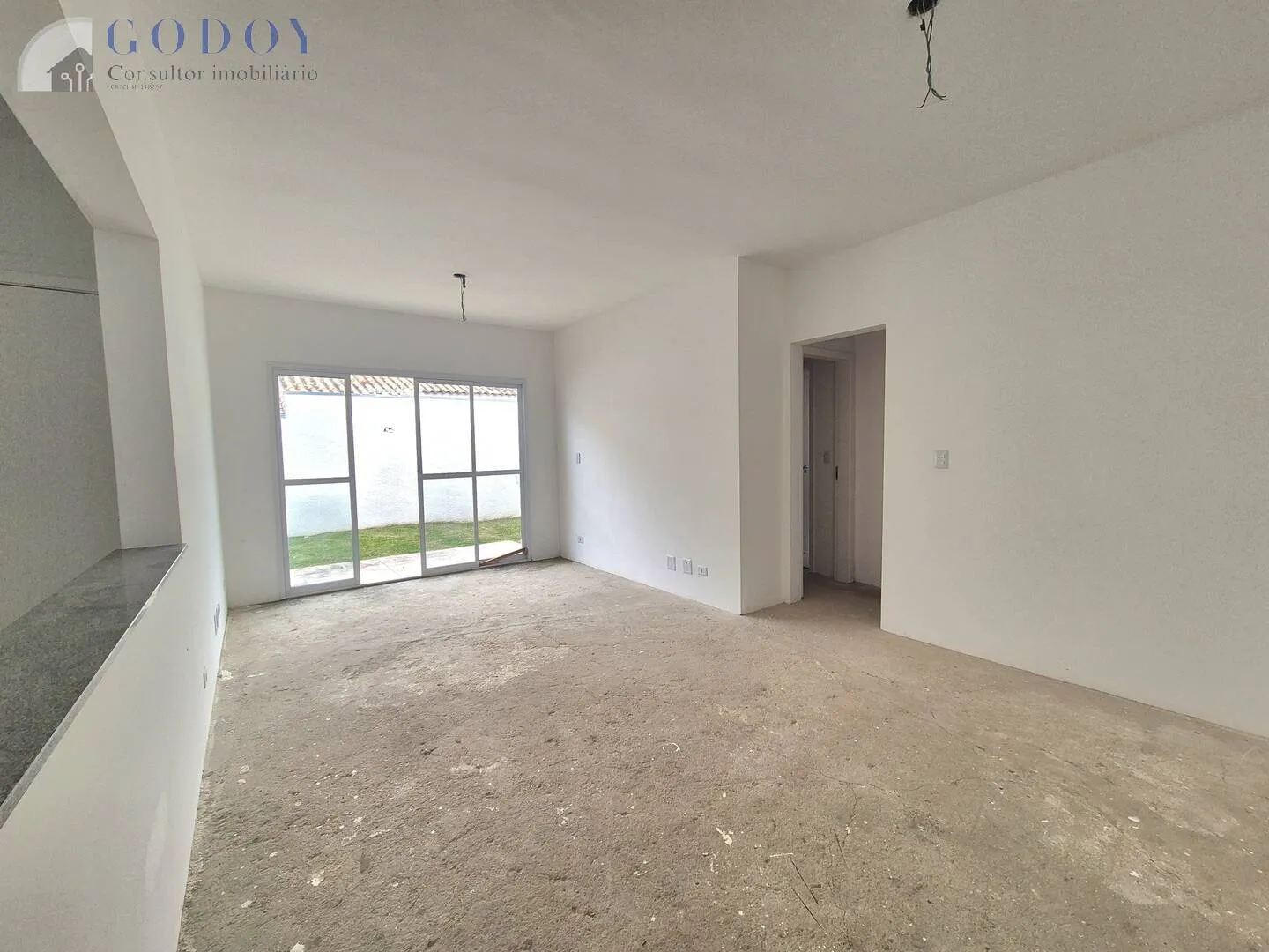 Imagem Linda casa à venda no Condomínio Reserva Anauá, em Pindamonhangaba - SP