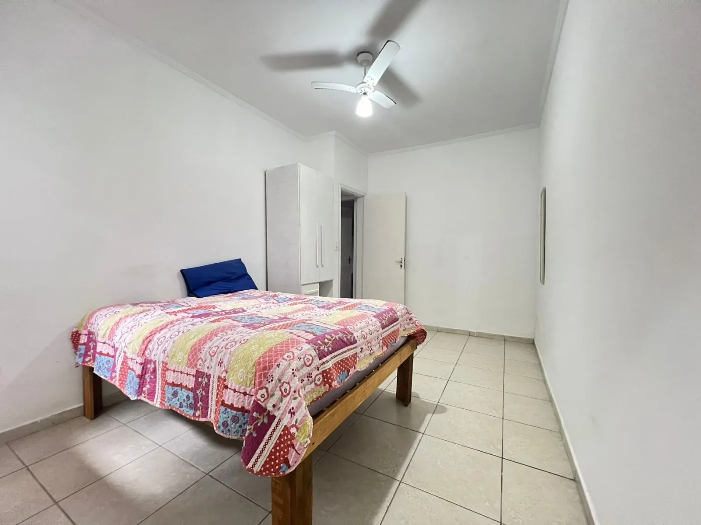 Imagem Casa para Venda em Praia Grande, Maracanã, 2 dormitórios, 1 suíte, 1 banheiro, 2 vagas