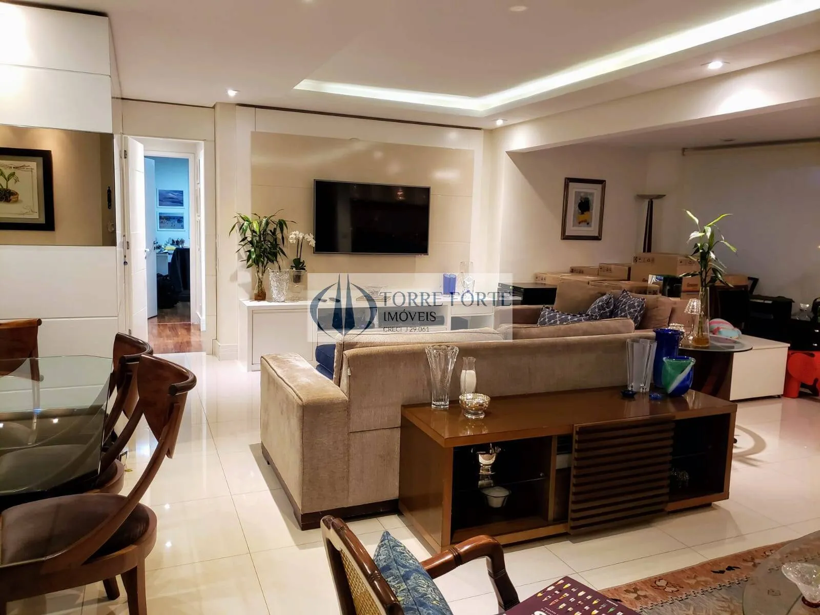 Foto do imóvel Apartamento 3 dormitórios 3 suítes 3 vagas Indianopolis em Rua Morais de Barros