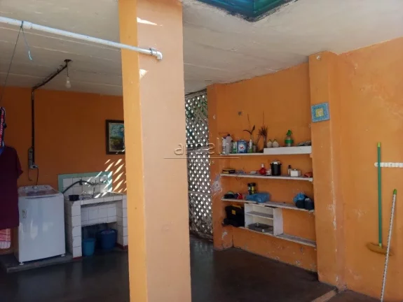 Imagem Casa com 130 M² com 3 dormitórios, cozinha, sala, banheiro, varanda, área de serviços, quintal, ...