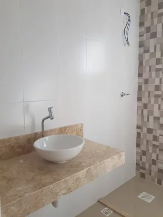 Imagem Sobrado com 2 dormitórios à venda, 79 m² por R$ 655.000,00 - Tupi - Praia Grande/SP