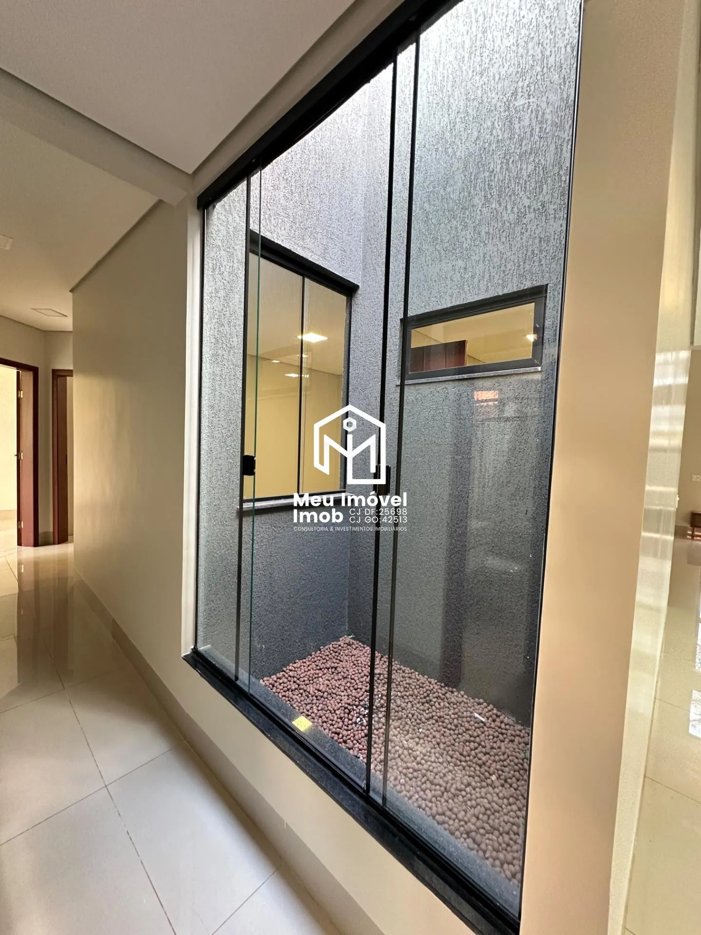 Imagem Casa 4 Quartos 3 Suítes 5 Vagas 500m²