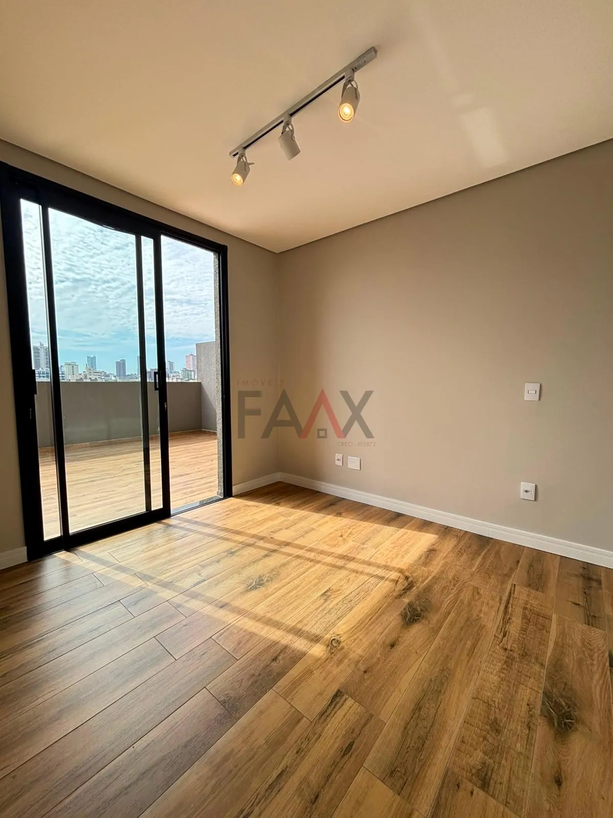 Imagem Apartamento com 3 dormitórios para locação, BATEL, GUARAPUAVA - PR