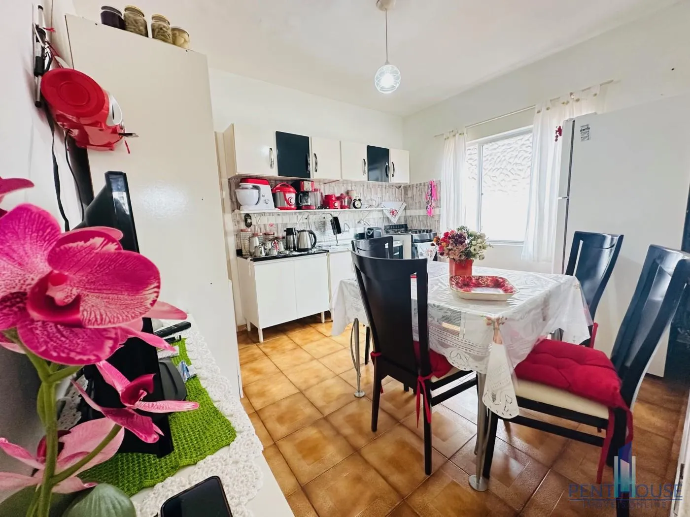 Imagem Casa para Venda em Balneário Camboriú, Nações, 5 dormitórios, 4 suítes, 5 banheiros, 3 vagas