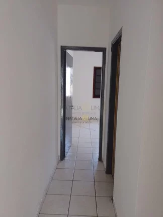 Imagem Casa com 2 Quartos e 2 banheiros à Venda, 86 m² por R$ 370.000