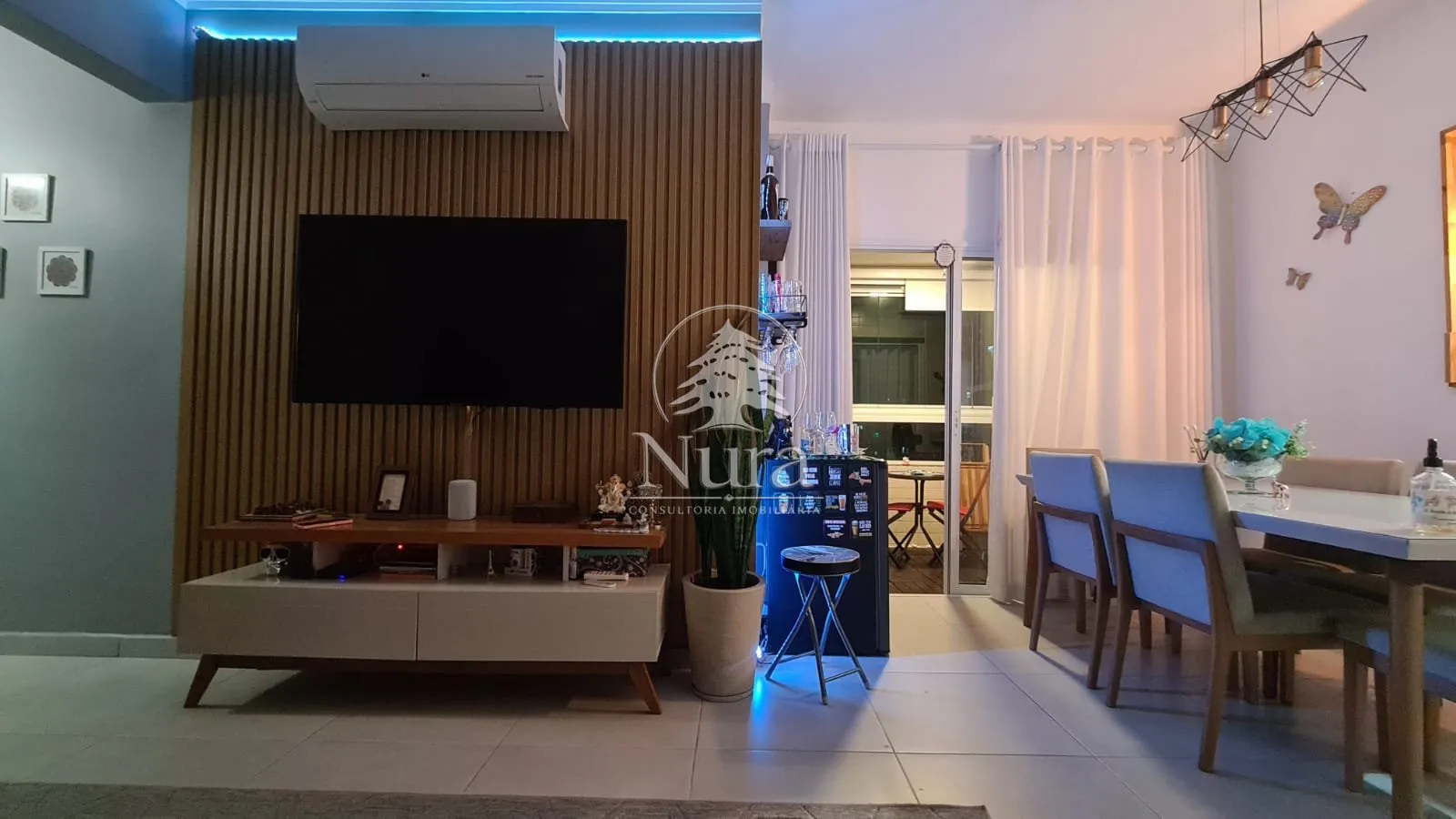 Imagem Apartamento de 2 quartos, 115m² no bairro Itararé, em São Vicente
