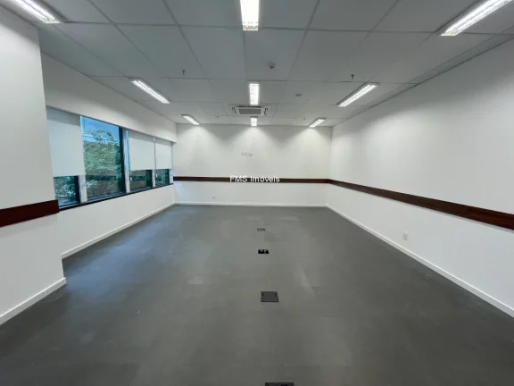 Imagem Conjunto Comercial de Alto Padrão na Vila Olímpia, São Paulo-SP: 46 Vagas de Garagem, 1.507m² de Área!