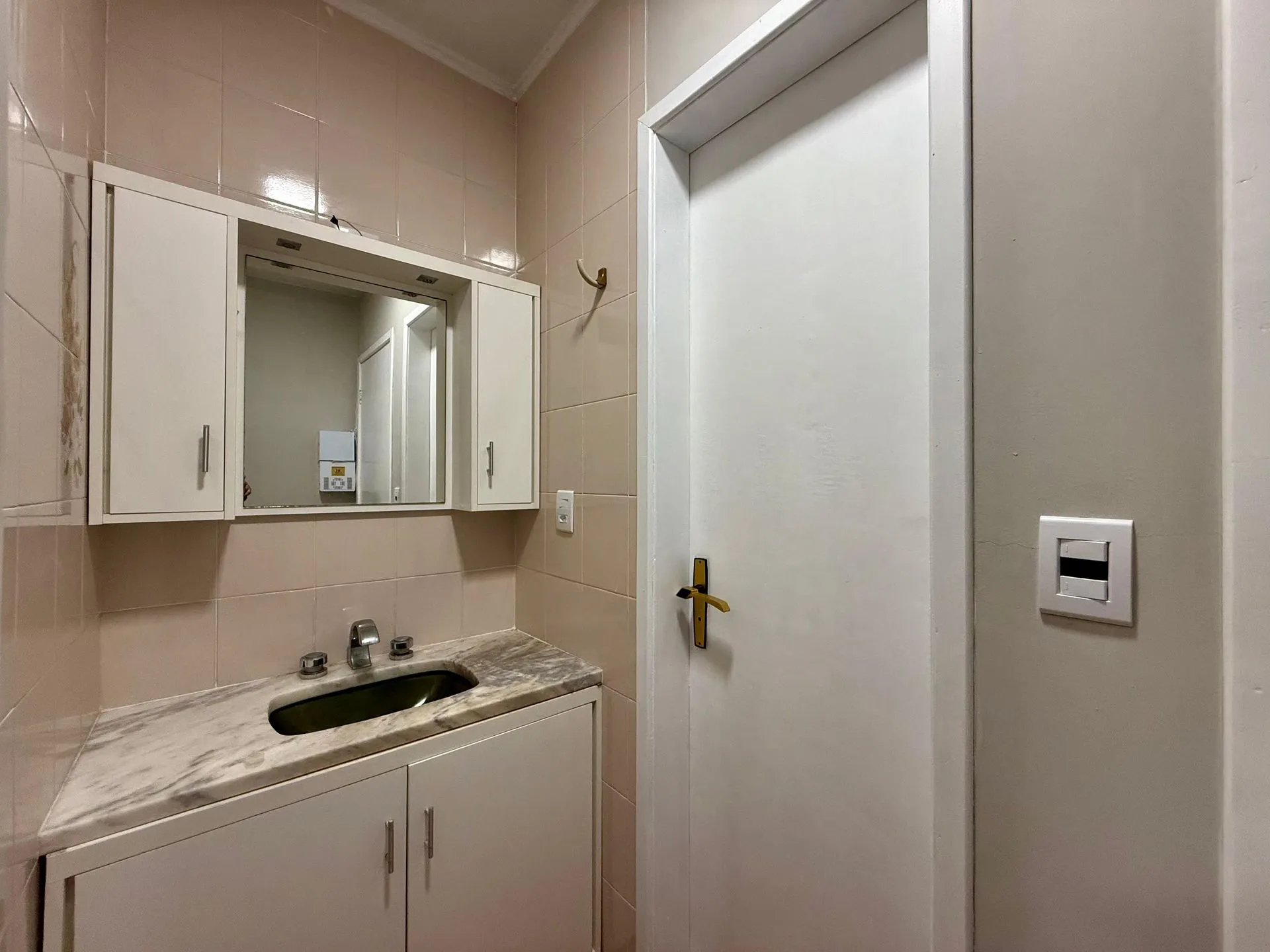 Imagem Triplex à venda em Xangri-lá, Centro, com 3 quartos, 111m2