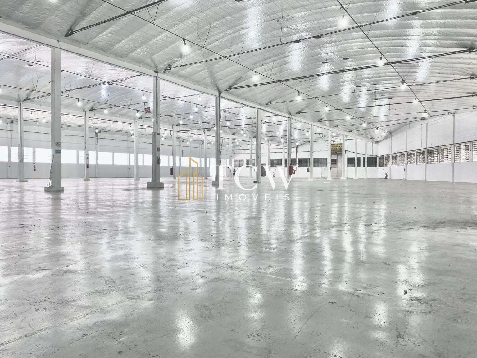 Imagem Galpão Industrial e Logístico com 22 Docas | Vila Leopoldina | 5.272 m²