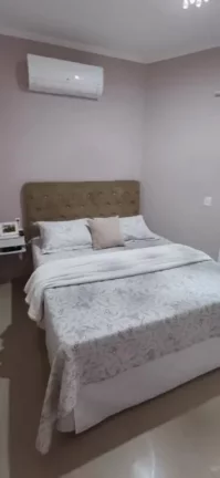 Imagem EXCELENTE SOBRADO À VENDA NA MIRIM 3 DORMIÓRIOS 2 VAGAS!!!