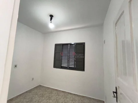 Imagem Casa com 2 dormitórios para alugar, 140 m² por R$ 2.655,00/mês - Jardim Ipê - Itatiba/SP
