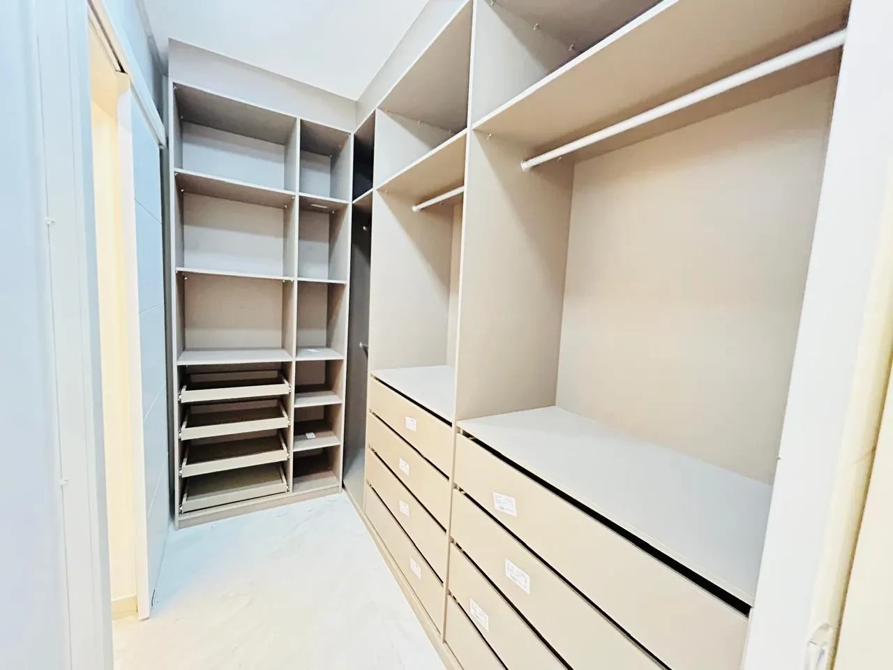 Imagem Casa de Condomínio com 4 Quartos à Venda, 317 m² em Centro - Eusébio