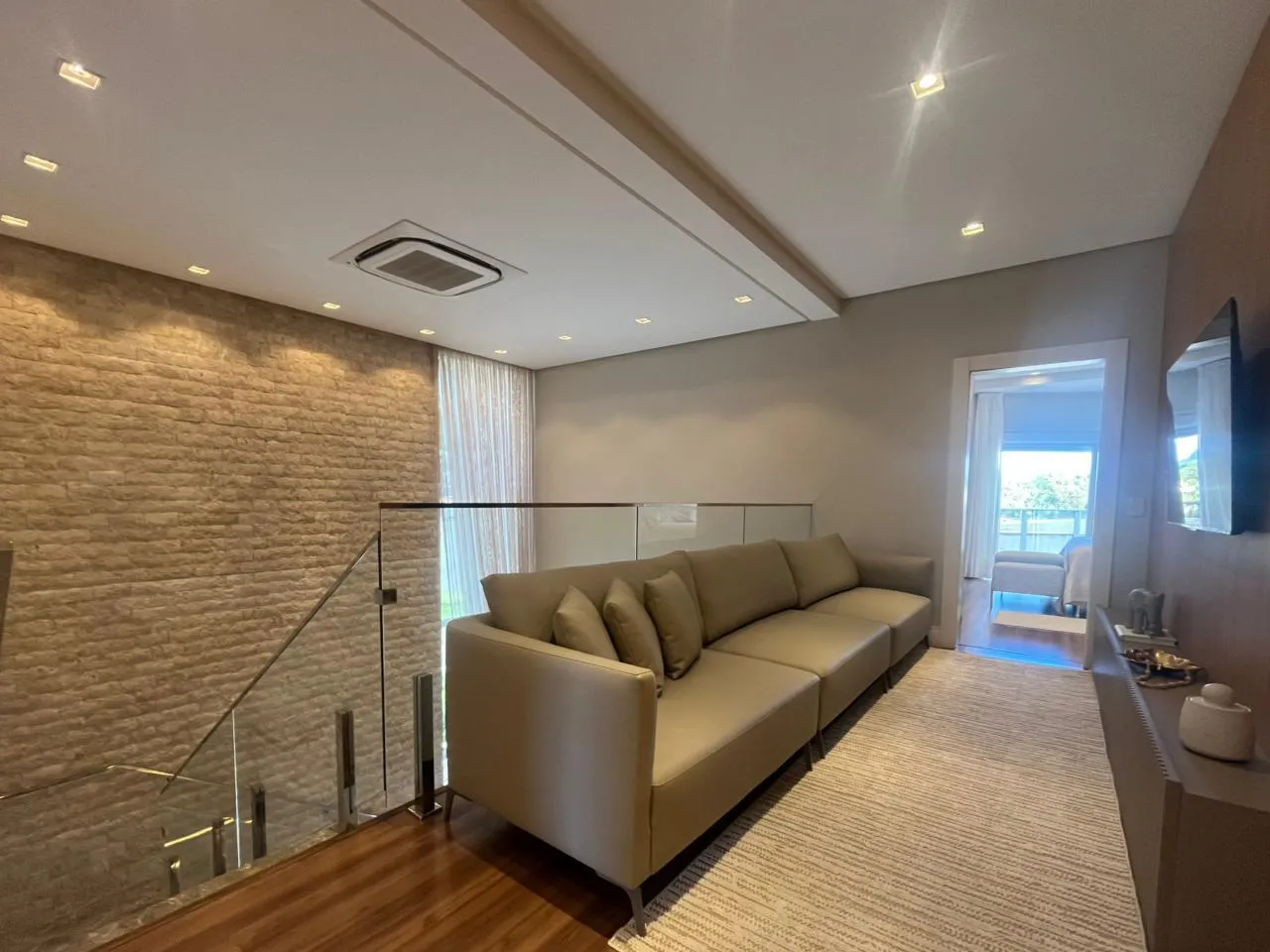 Imagem Casa à venda com 360m2 por R$ 6.000.000,00