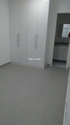 Imagem Apartamento à venda em São Vicente-SP: 2 quartos, 1 suíte, 1 sala, 1 vaga de garagem, 62m² na Cidade Náutica. Venha conferir!