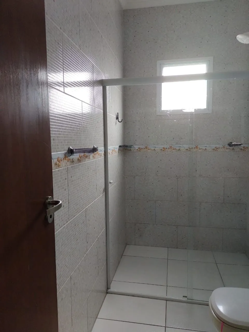 Imagem Sobrado Residencial e Comercial: O Espaço Perfeito para Viver e Empreender