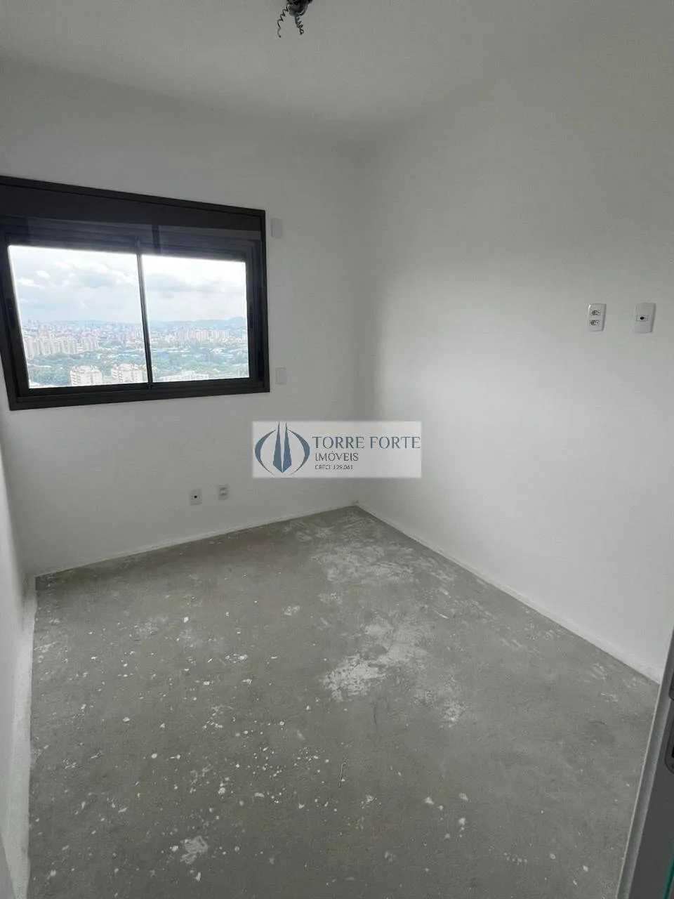 Imagem Apartamento com 3 dormitorios 1 suite, varanda e 1 vaga no Tatuape.