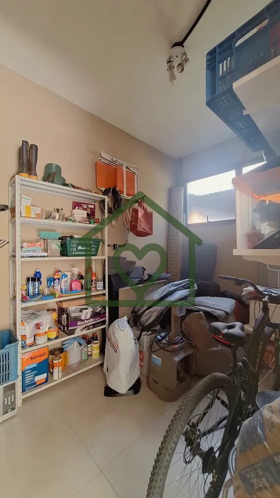 Imagem A/J BROKERS VENDE NO BAIRRO RIO BRANCO EM PORTO ALEGRE: 
 
 APARTAMENTO GARDEN TIPO CASA ? SEMIMOBIL...