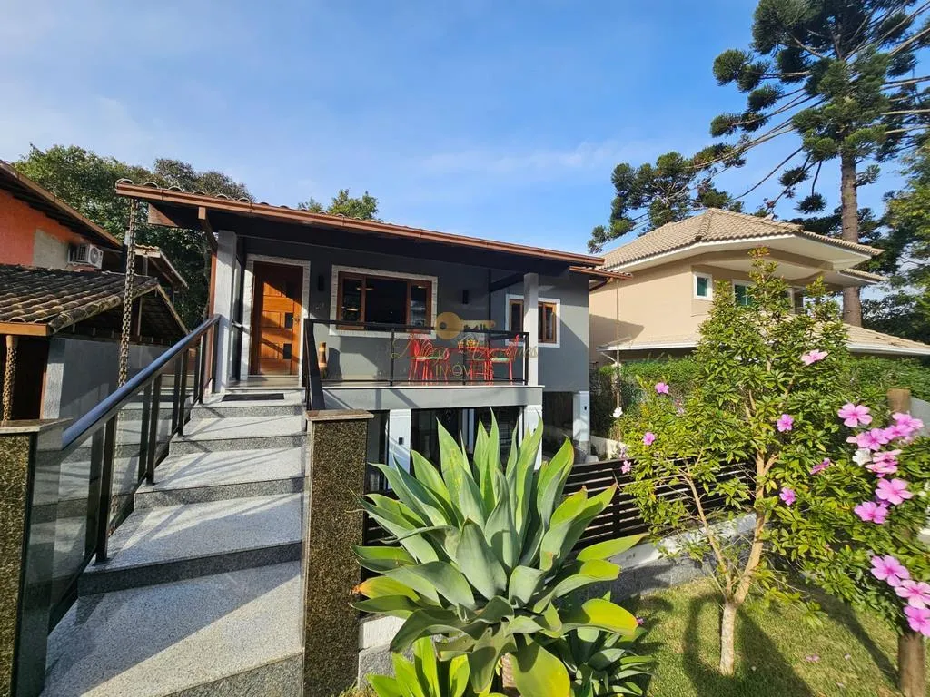 Foto do imóvel Casa em Condomínio para Venda em Teresópolis / RJ em Estrada José Gomes da Costa Júnior
