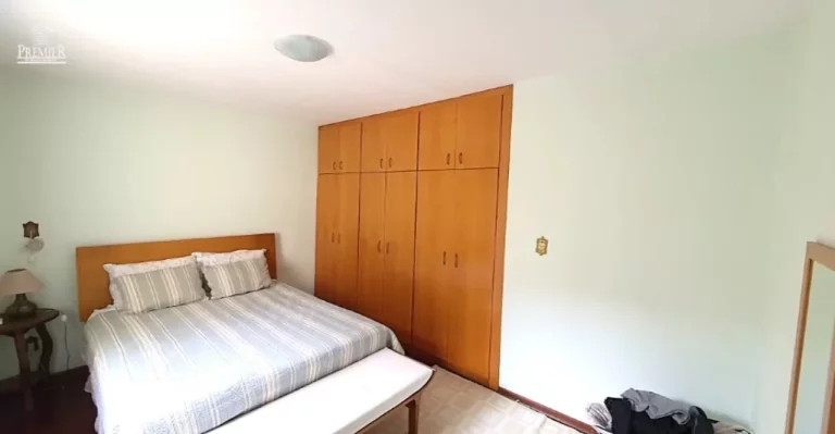 Imagem ÓTIMA CASA COM EDICULA E EXCELENTE LOCALIZAÇÃO NA VILA HORTOLÂNDIA EM JUNDIAÍ/SP.