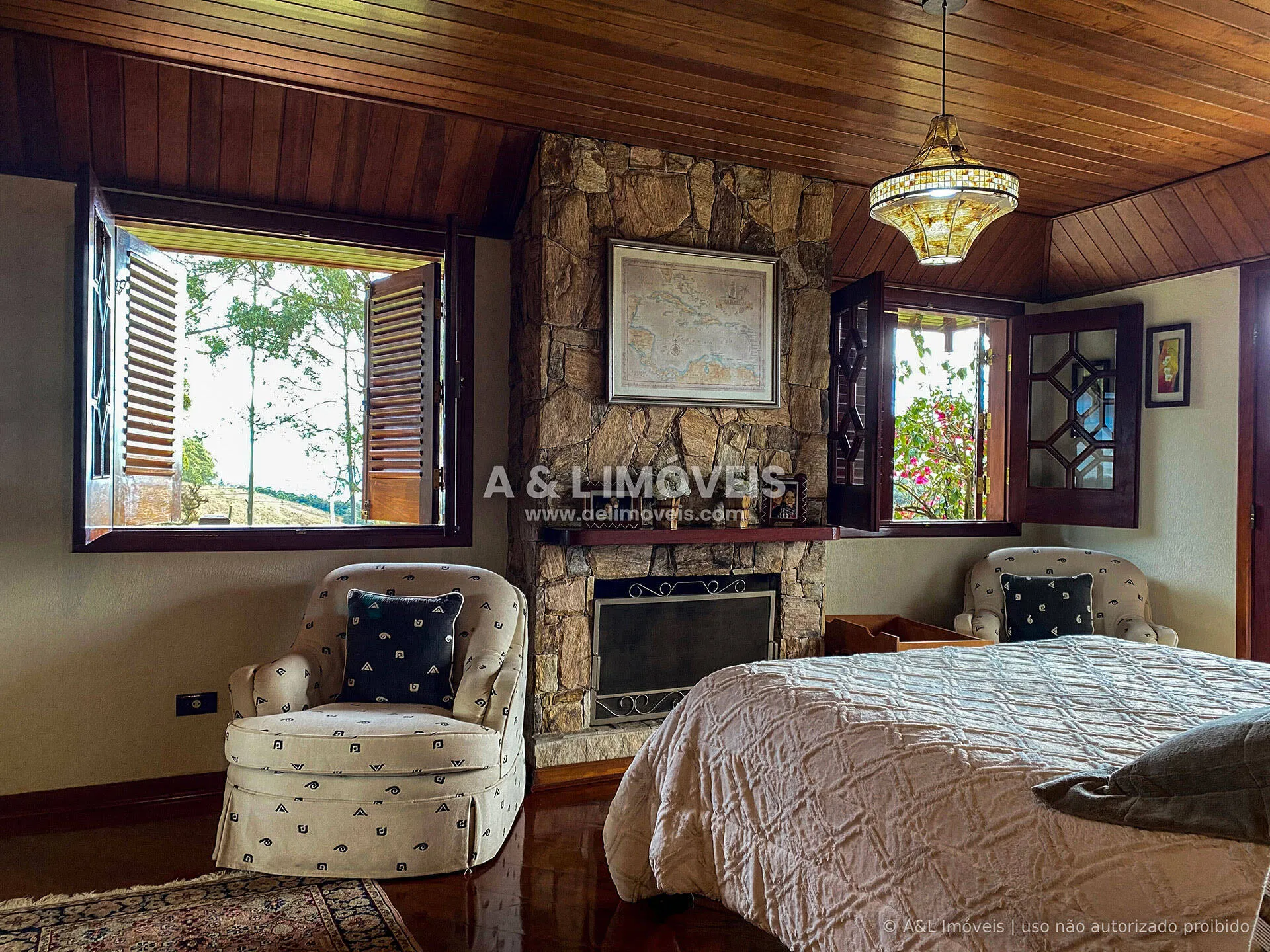 Imagem Casa em Campos do Jordão | 686 m², 6 Suítes com Lareira e Mirante 360°