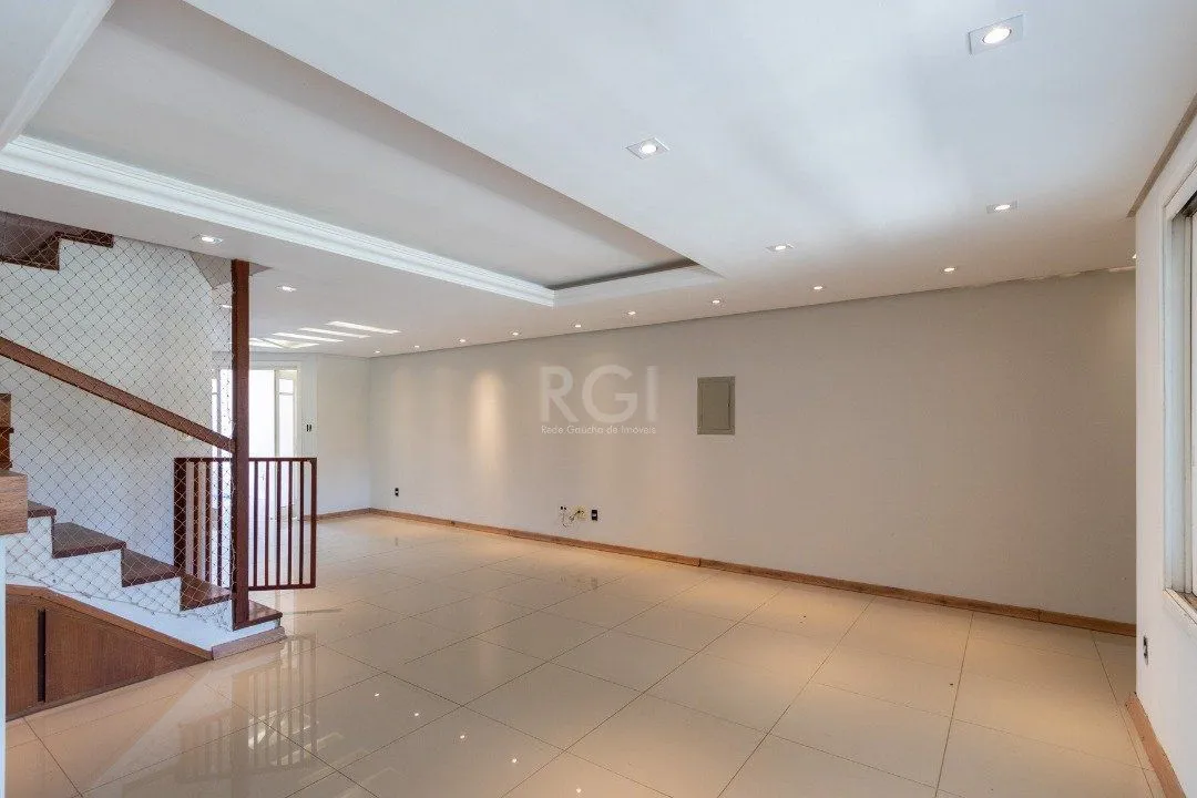 Imagem Casa para Venda - 205.81m², 3 dormitórios, sendo 1 suites, 2 vagas - Ipanema
