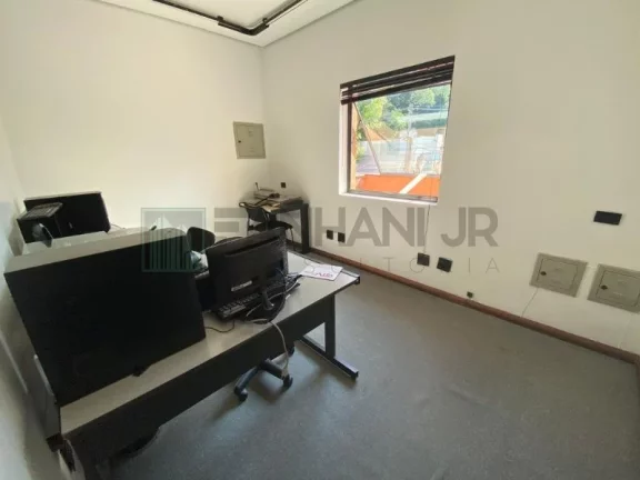 Imagem Imperdível: Casa Comercial de Alto Padrão no Jardim América, São Paulo-SP, 6 salas, 6 banheiros, 20 vagas de garagem, 370m²!