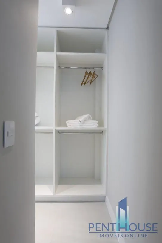 Imagem Apartamento Frente Mar para Venda em Balneário Camboriú, CENTRO, 3 dormitórios, 1 suíte, 2 banheiros, 2 vagas