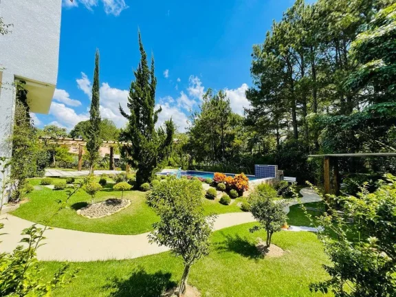 Imagem BELA CASA DE CAMPO NO JARDIM DAS PALMEIRAS