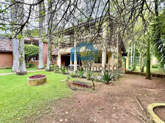 Imagem Casa Alto Padrão à venda Condomínio na Granja Viana