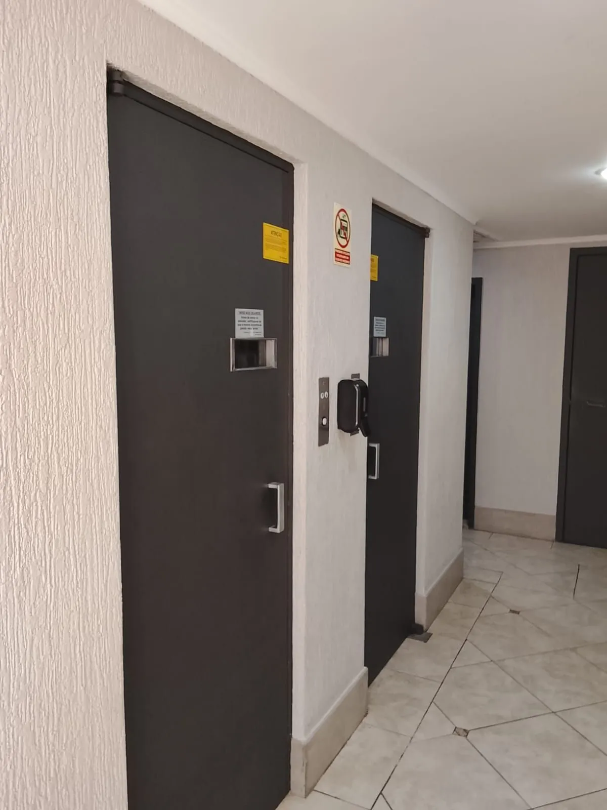 Imagem Apto 1D Semmobiliado Cidade Baixa - Porto Alergre