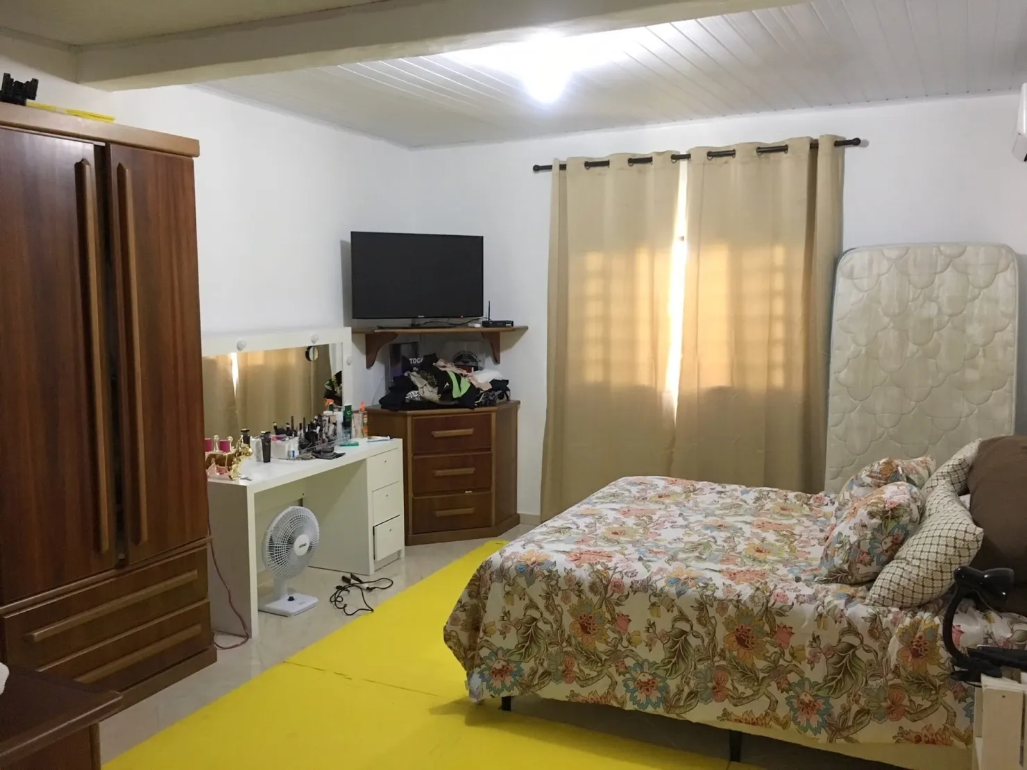 Imagem Chácara à venda 3 Quartos, 1 Suite, 10 Vagas, 12563M², Colônia Piaguí, Guaratinguetá - SP