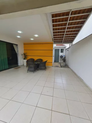 Imagem CASA NO CONDOMÍNIO ATLANTIS - PARQUE 10 DE NOVEMBRO