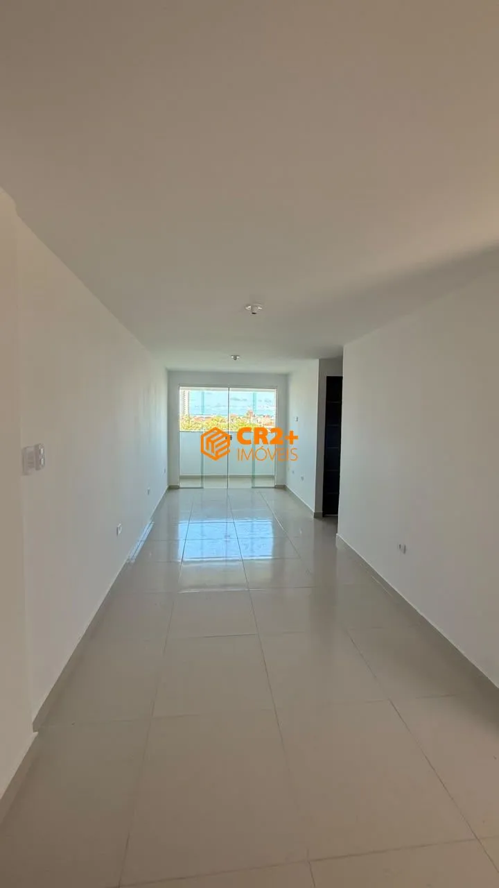 Imagem Vendo Apartamento á poucos metros do Mar, 2 quartos, 1 suíte, em Bairro Novo