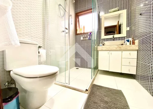 Imagem Casa de Condomínio em Moinho Velho - Cotia