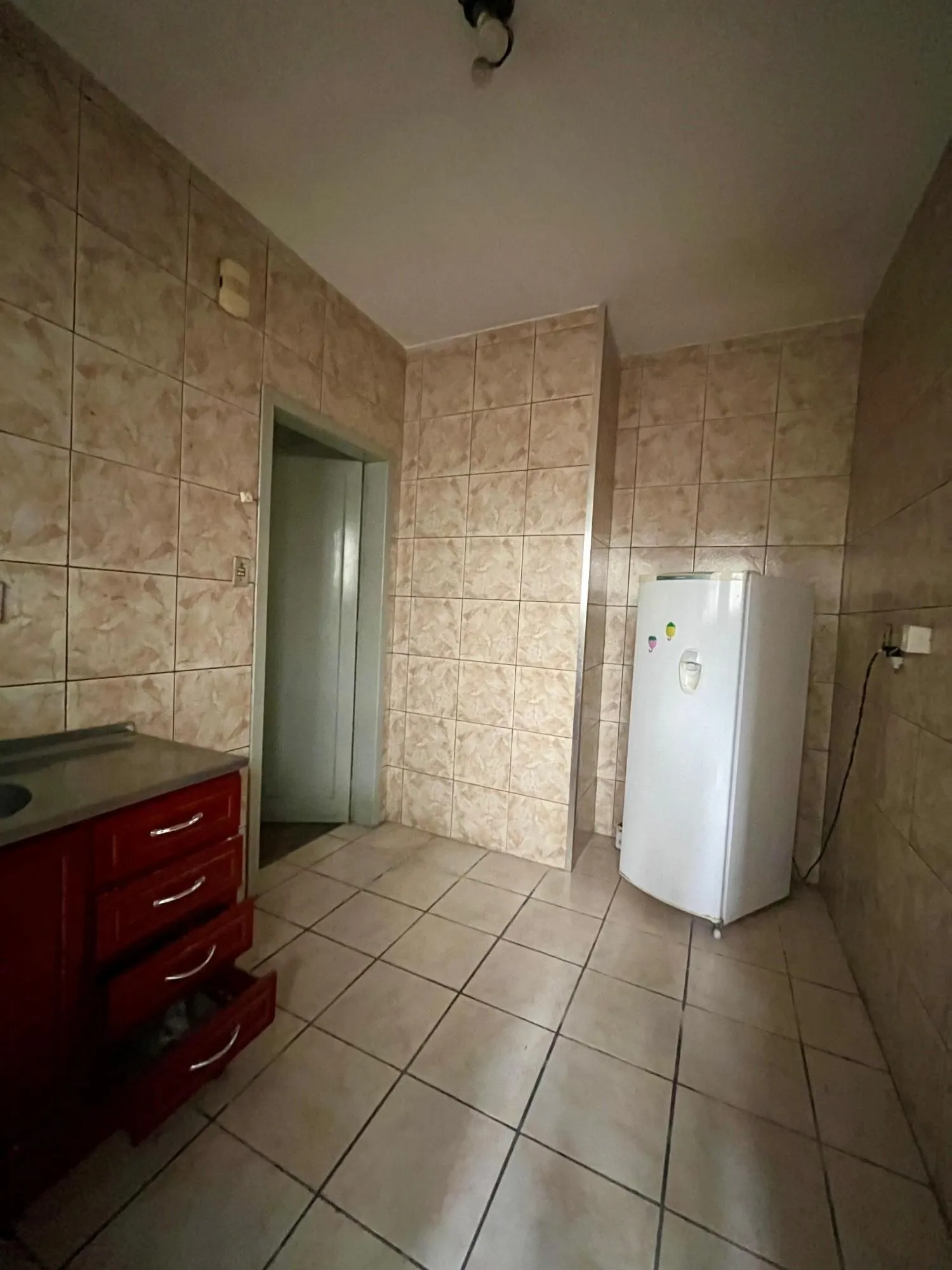 Imagem APARTAMENTO TERREO À VENDA - MENINO DEUS