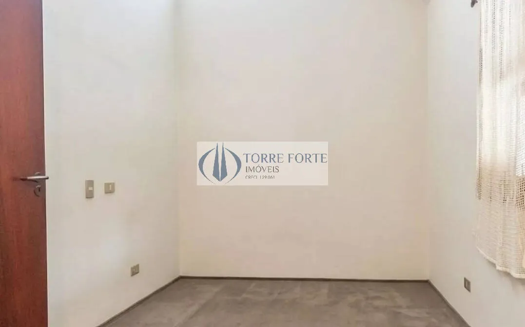 Imagem Casa espaçosa 400 m² 5 dormitórios 2 suítes 4 banheiros 4 vagas de garagem
