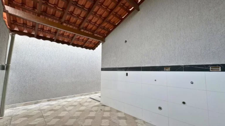 Imagem CASA COM 90 m² - TUPI - PRAIA GRANDE SP