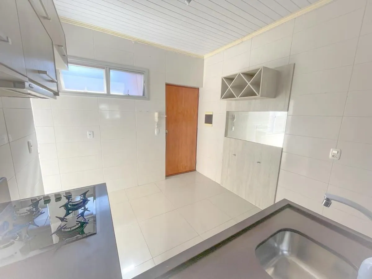 Imagem Apartamento de 3 dormitorios à venda em São Sebastião, Porto Alegre.